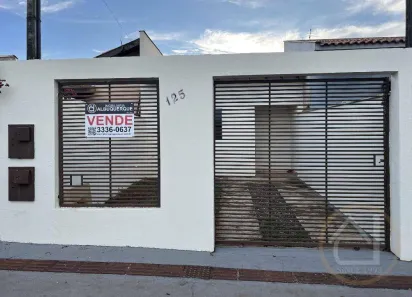 Casa com 3 Quartos à venda, 80m² no Conjunto Habitacional Maria Cecília Serrano de Oliveira, Londrina
