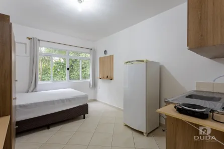 Kitnet com 1 Quarto para alugar, 25m² no Trindade, Florianópolis