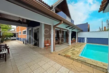 Casa com 4 Quartos à venda, 217m² no Cidade Nova Peruíbe, Peruíbe