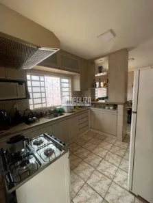 Casa com 2 Quartos à venda, 200m² no Conjunto José Barbosa, Uberaba