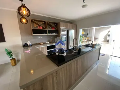 Casa com 4 Quartos à venda, 500m² no Jardim Oásis, Taubaté