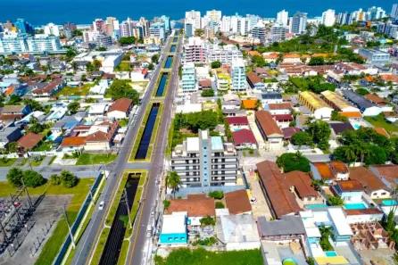 Casa com 4 Quartos à venda, 530m² no Centro, Matinhos
