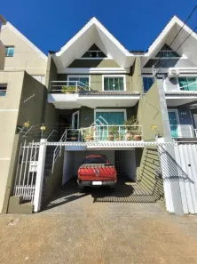 Sobrado com 3 Quartos à venda, 115m² no Uvaranas, Ponta Grossa