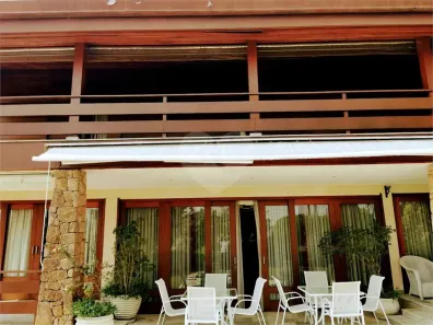 Sobrado com 4 Quartos à venda, 2400m² no Jardim Leonor, São Paulo