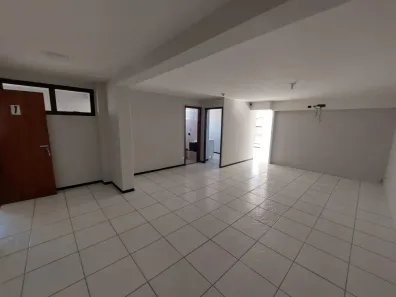 Sala Comercial para alugar, 117m² no Vila Santa Helena, Presidente Prudente