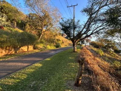 Lote/Terreno à venda, 2500m² no Vila Santo Antônio, São Roque