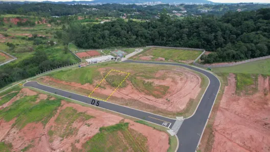 Lote/Terreno à venda, 1000m² no Ivoturucaia, Jundiaí