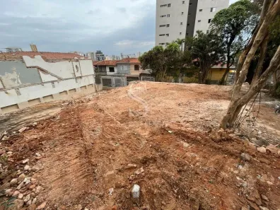 Lote/Terreno à venda, 680m² no Penha de França, São Paulo