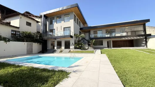 Casa de Condomínio com 5 Quartos à venda, 400m² no Piratininga, Niterói