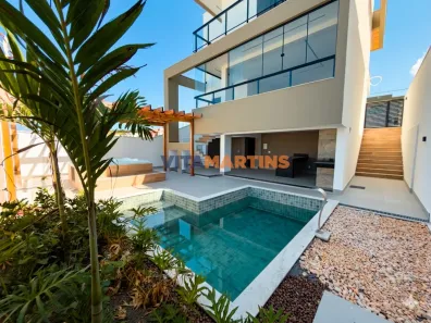 Casa de Condomínio com 3 Quartos à venda, 252m² no Nova São Pedro, São Pedro da Aldeia