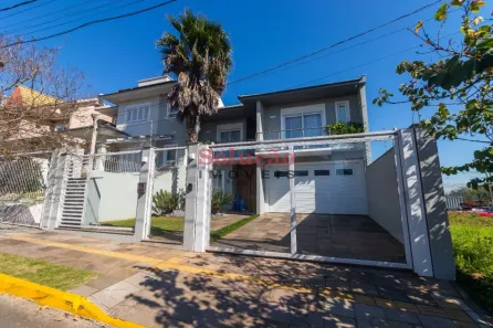 Sobrado com 3 Quartos à venda, 233m² no Estância Velha, Canoas