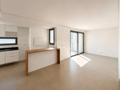Apartamento com 2 Quartos à venda, 90m² no Chácara das Pedras, Porto Alegre
