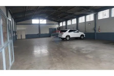 Galpão/Depósito/Armazém para alugar, 325m² no Camobi, Santa Maria