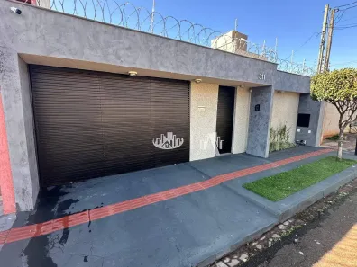 Casa com 3 Quartos à venda, 235m² no Lagoa Dourada, Londrina