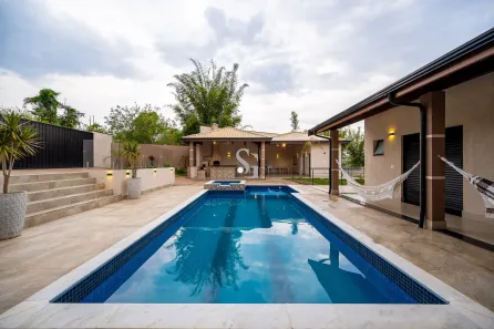 Fazenda/Sítio com 4 Quartos à venda, 256m² no Recanto dos Dourados, Campinas