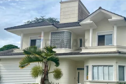 Casa com 3 Quartos para alugar, 286m² no Jurerê, Florianópolis