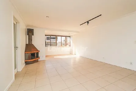 Apartamento com 3 Quartos para alugar, 125m² no Mont Serrat, Porto Alegre