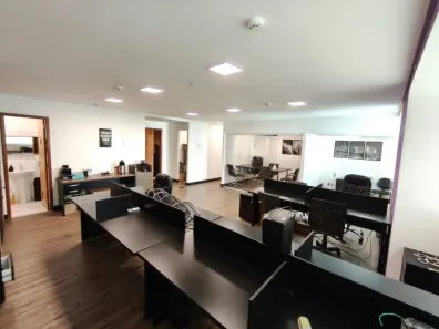 Sala Comercial à venda, 76m² no Jardim Caboré, São Paulo