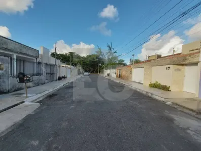 Casa com 3 Quartos à venda, 200m² no Jabotiana, Aracaju