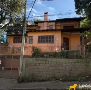Casa com 3 Quartos à venda, 300m² no Passo da Areia, Porto Alegre
