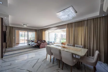 Apartamento com 3 Quartos à venda, 248m² no Cambuí, Campinas