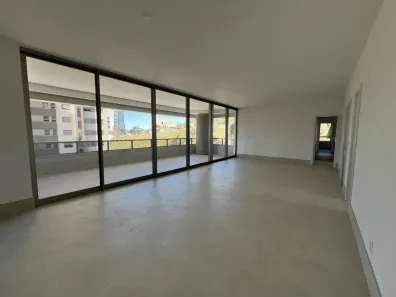 Apartamento com 4 Quartos para alugar, 210m² no Vale do Sereno, Nova Lima