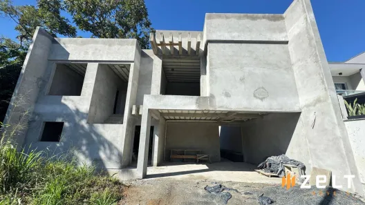 Casa com 3 Quartos à venda, 280m² no Salto Weissbach, Blumenau