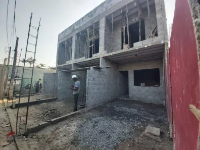 Casa de Condomínio com 2 Quartos à venda, 76m² no Caiçara, Praia Grande