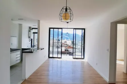 Apartamento com 2 Quartos à venda, 84m² no Corrêas, Petrópolis