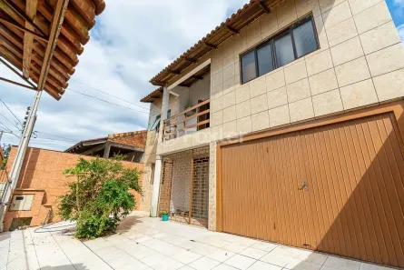 Casa com 4 Quartos à venda, 245m² no Parque Granja Esperança, Cachoeirinha