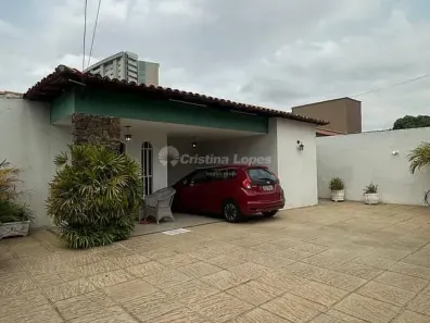 Casa com 3 Quartos à venda, 388m² no Fátima, Teresina