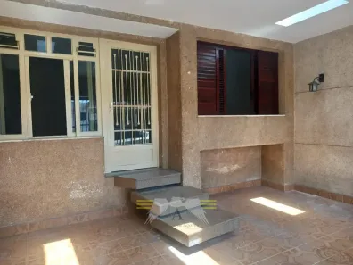 Casa com 3 Quartos para alugar, 100m² no Parque Maria Luiza, São Paulo