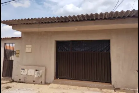 Casa com 3 Quartos à venda, 290m² no Vila Nossa Senhora Aparecida, Goiânia