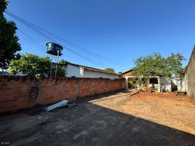 Casa com 2 Quartos à venda, 393m² no Jardim Vila Boa, Goiânia