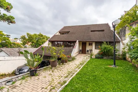 Casa com 4 Quartos à venda, 300m² no Bom Retiro, Curitiba