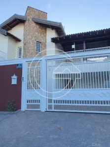 Casa com 4 Quartos à venda, 300m² no Centro, Marília