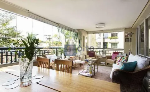 Apartamento com 4 Quartos para venda ou aluguel, 264m² no Vila Madalena, São Paulo