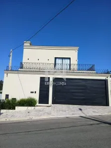 Casa com 3 Quartos à venda, 252m² no Pinheirinho, Vinhedo
