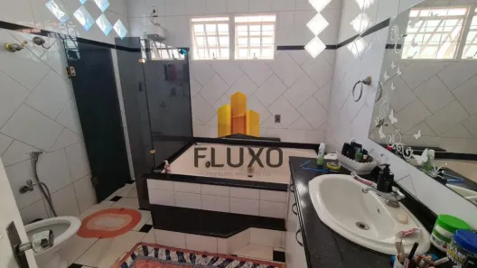 Casa com 3 Quartos à venda, 212m² no Novo Jardim Pagani, Bauru