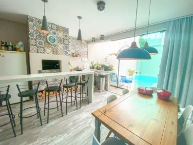 Casa com 4 Quartos à venda, 170m² no Coloninha, Florianópolis