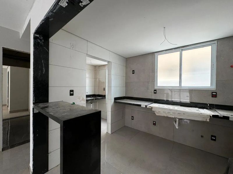 Apartamento com 2 quartos — Manacás, Belo Horizonte