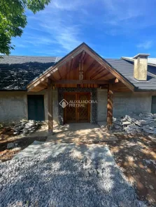 Prédio Comercial para alugar, 200m² no Avenida Central, Gramado