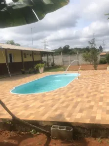 Fazenda/Sítio com 3 Quartos à venda, 195m² no Parque das Varinhas, Mogi das Cruzes