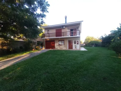 Casa com 3 Quartos à venda, 160m² no Pinheiro Machado, Santa Maria
