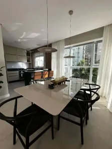 Apartamento com 2 Quartos à venda, 93m² no Centro, Balneário Camboriú