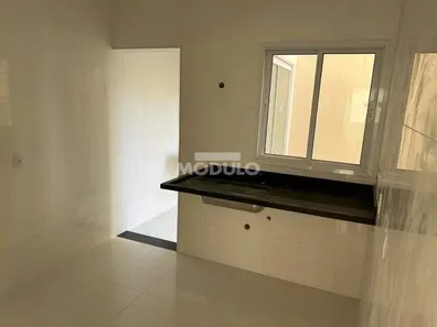 Apartamento com 2 Quartos para alugar, 52m² no Jardim Inconfidência, Uberlândia