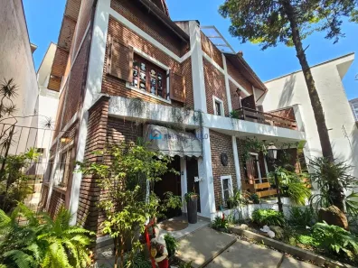 Sobrado com 4 Quartos à venda, 362m² no Indianópolis, São Paulo