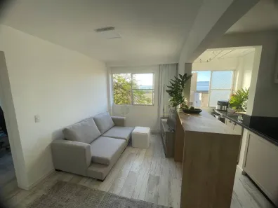 Apartamento com 2 Quartos à venda, 44m² no Coqueiros, Florianópolis