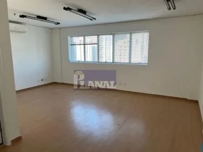 Sala Comercial à venda, 30m² no Indianópolis, São Paulo