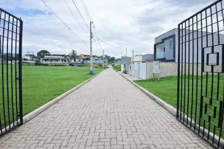 Lote/Terreno à venda, 180m² no Santa Cruz da Serra, Duque de Caxias